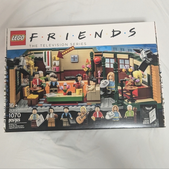 NIB Central Park Friends Lego Set - Picture 9 of 11
